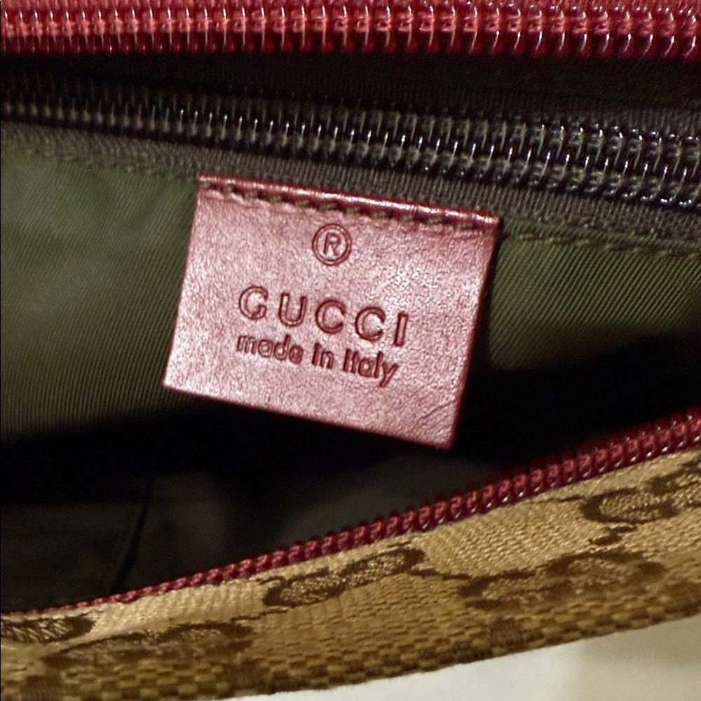 Gucci Beige and Burgundy Crossbody Bag - Picture 6 of 10